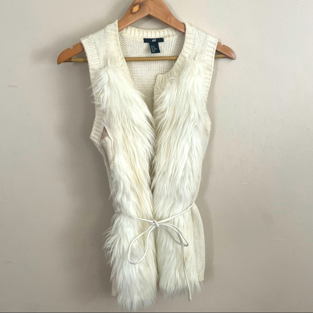 H&M Faux Fur Vest XS - White